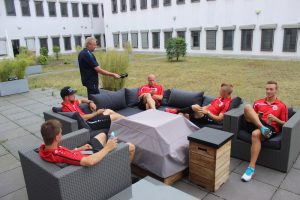 Das angenehmste Wartezimmer beim Zahnarzt - an der frischen Luft