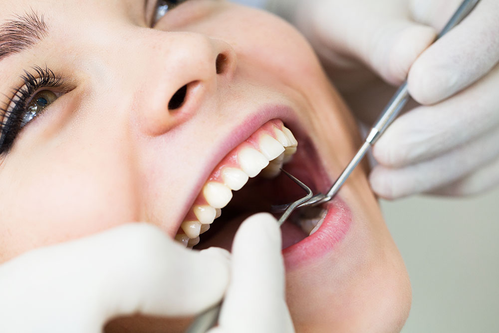 Zahnerhaltung Durch Moderne Wurzelbehandlung 1 3 Zahnzentrum Koln